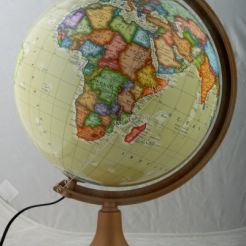 Globus średnica 320 mm - polityczny - stopka plastikowa