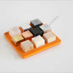 Dziesięć sześcianów do wyznaczania gęstości różnych materiałów